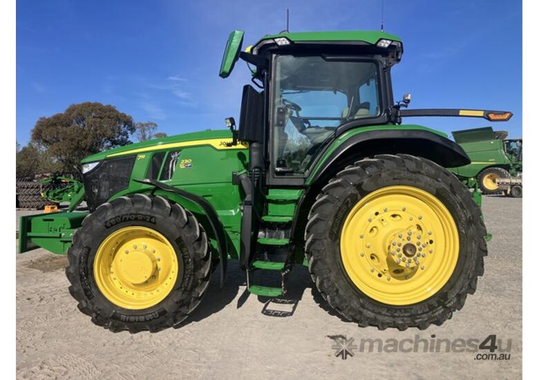 2022 John Deere 7R 230 Row Crop Tractors