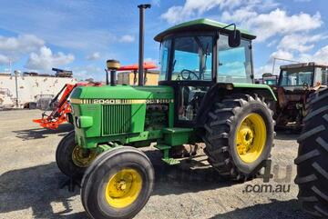 John Deere   2040S Tractor