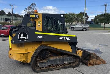 John Deere   325G TRACK LOADER