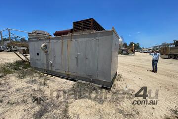 800KVA CUMMINS QST30-G3 GENERATOR 800KVA CUMMINS QST30-G3 GENERATOR