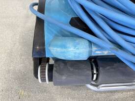Robotek Robo Max40 Pool Cleaner (Ex-Council) - picture0' - Click to enlarge