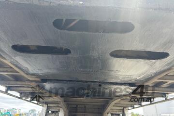 2001 Krueger ST-3-38 Tri Axle Drop Deck Curtainside B Trailer 2001 Krueger ST-3-38 Tri Axle Drop Deck Curtainside B Trailer