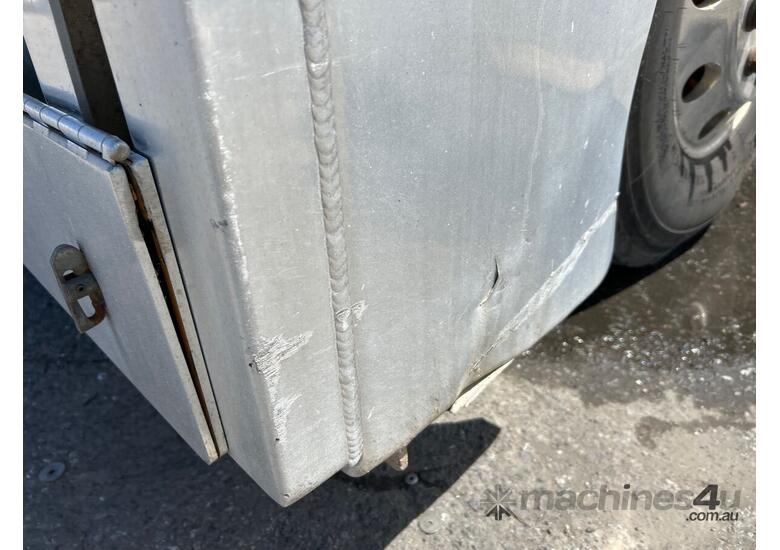 2017 Kenworth T610SAR Prime Mover