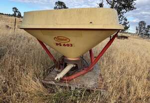 Vicon Pendulum Spreader Vicon Pendulum Spreader