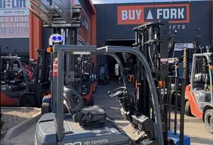 2019 2.0t Toyota Container Mast Electric