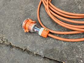 3  Phase Extension Cord - picture0' - Click to enlarge