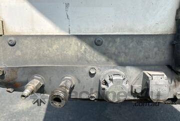 2016 Maxicube ST3 Tri Axle Refrigerated Pantech Trailer