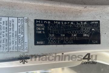 2009 Hino 300 716 Garbage Compactor (Side Load)