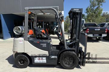 Crown 3.0t Container Mast LPG Forklift