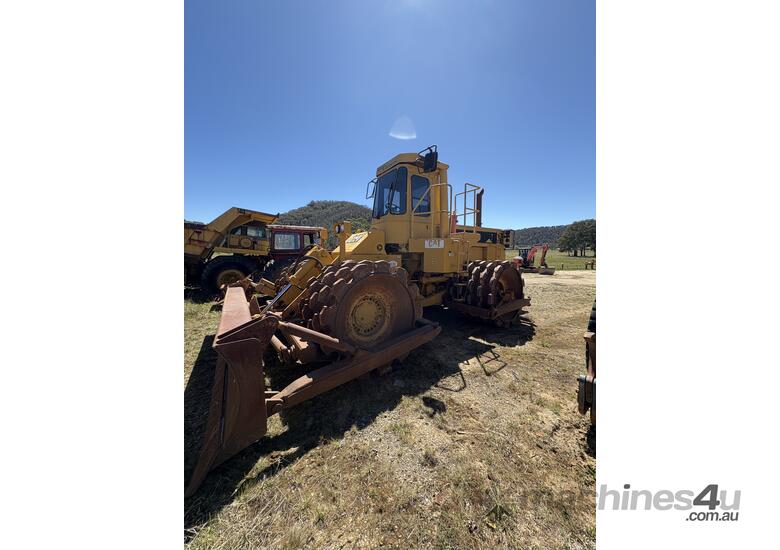 CAT 824C Compactor