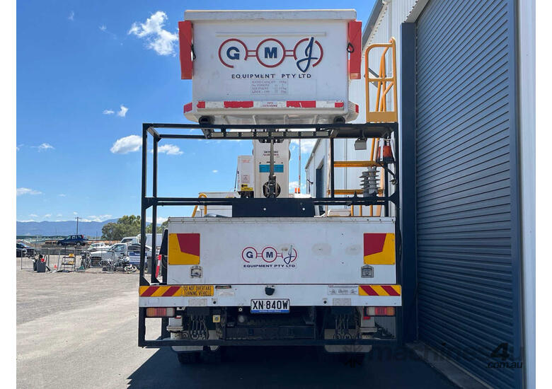 2008 Isuzu FVZ 1400 Elevated Work Platform