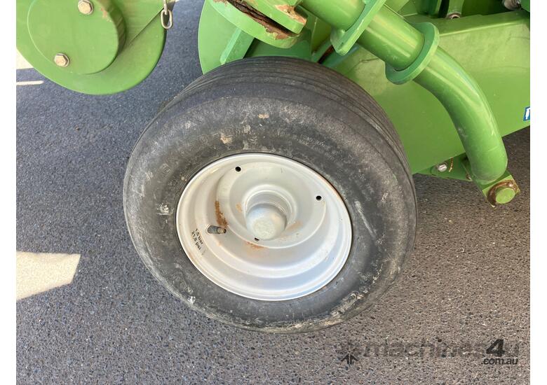 2017 Krone Big Pack 890 Square Baler