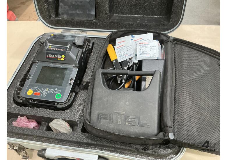 Fitel Fusion Splicer