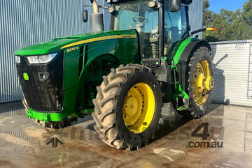 John Deere 8245R FWA/4WD Tractor