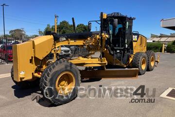 CAT 12M Motor Graders