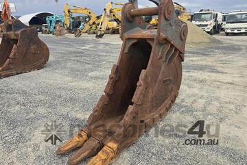 2020 Case Vic 49T 110 pin GP Bucket