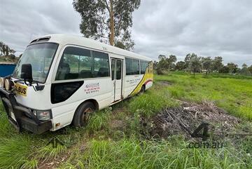 Toyota   Coaster 50