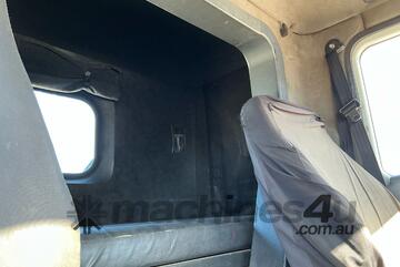 1996 Mack CHR688RST Prime Mover