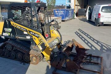 Asv   Posi-track RT-30