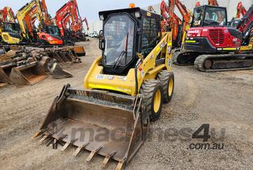 2023 CAT 226B3 SKID STEER (S156) WITH 4 IN 1 BUCKET, FULL CIVIL SPEC AND LOW 320 HOURS