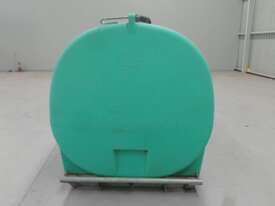 2016 Workmate 4000 Litre Poly Tank - picture2' - Click to enlarge