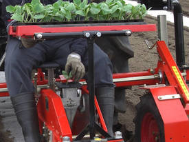 Wolf D4 Transplanter - picture0' - Click to enlarge