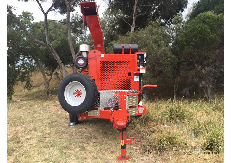 New morbark NEW Morbark Beever 1821 Diesel Wood Chipper Diesel Wood