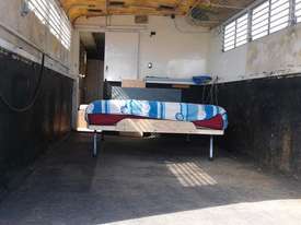 5 HORSE PLUS LIVING AREA - picture1' - Click to enlarge