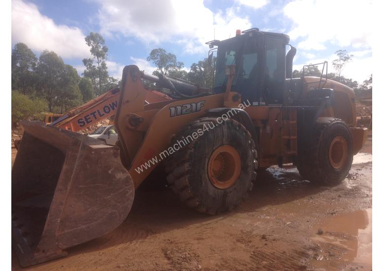 caption Case 1121F Loader