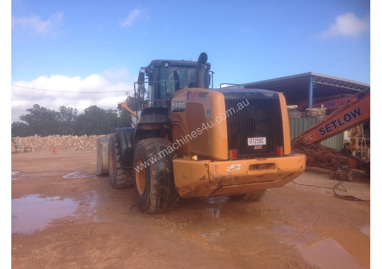 caption Case 1121F Loader