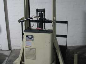 Crown Forklift Manual Walkie Stacker - 160cm High - picture1' - Click to enlarge