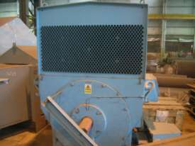 800 kw 8 pole 6600vv AC Electric Motor - picture2' - Click to enlarge