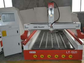 Cnc router machine - picture1' - Click to enlarge