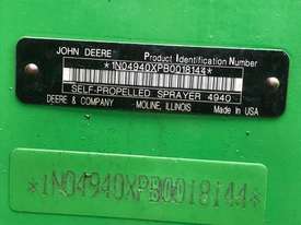 John Deere 4940 Boom Spray Sprayer - picture0' - Click to enlarge