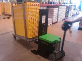 Electric Pull-Push Tug 2500kg Capacity with Lifter & Remote Control - picture0' - Click to enlarge