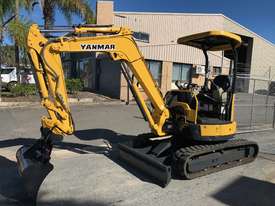 Yanmar Vio30-6 Mini Excavator - picture0' - Click to enlarge