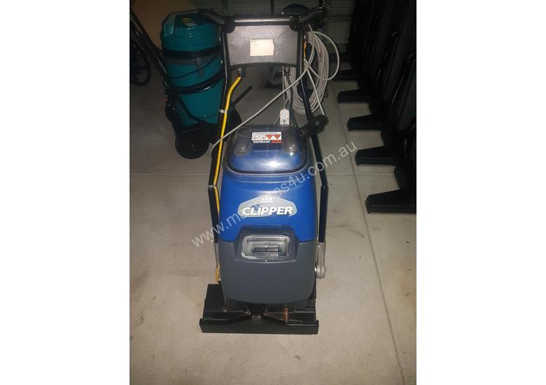 Used Windsor CLIPPER 12 Carpet Cleaning in , - Listed on Machines4u