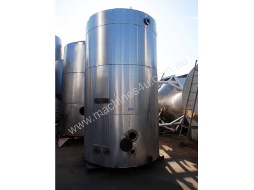 Stainless Steel Storage Tank (Vertical), Capacity: 11,000Lt
