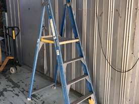 Bailey Fibreglass & Aluminum Step Ladder 2.4 Meter Double Sided Industrial 150kg SWL - picture0' - Click to enlarge