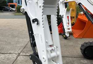 GARDNER ENGINEERING - 5 Tonne Hydraulic Thumb Bracket style