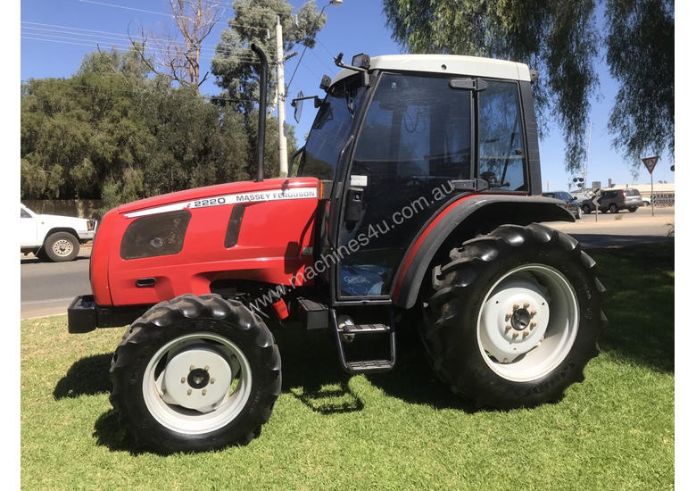 caption Massey Ferguson 2220 FWA/4WD Tractor