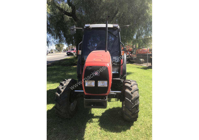 caption Massey Ferguson 2220 FWA/4WD Tractor