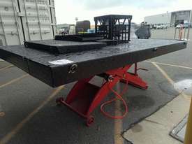 Custom air Operated Hoist - picture2' - Click to enlarge