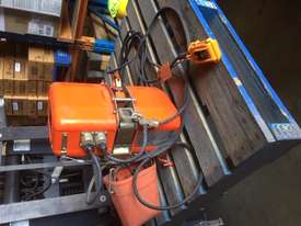 Single Phase Electric Chain Block Hoist Elephant SA 250kg  - picture0' - Click to enlarge