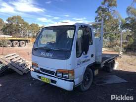 2000 Isuzu NKR200 - picture1' - Click to enlarge