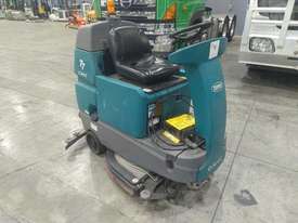 Tennant T7 Echo H20 Scrubber - picture0' - Click to enlarge