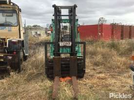 2000 Mitsubishi FG35A - picture1' - Click to enlarge