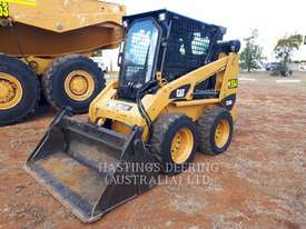 CATERPILLAR 226B3 Skid Steer Loaders - picture0' - Click to enlarge
