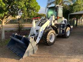 2019 Brand New UHI Wheel Loader 2T Capacity 100HP Hyd Pilot Control Free 3 Buckets & Spare Tyre - picture1' - Click to enlarge
