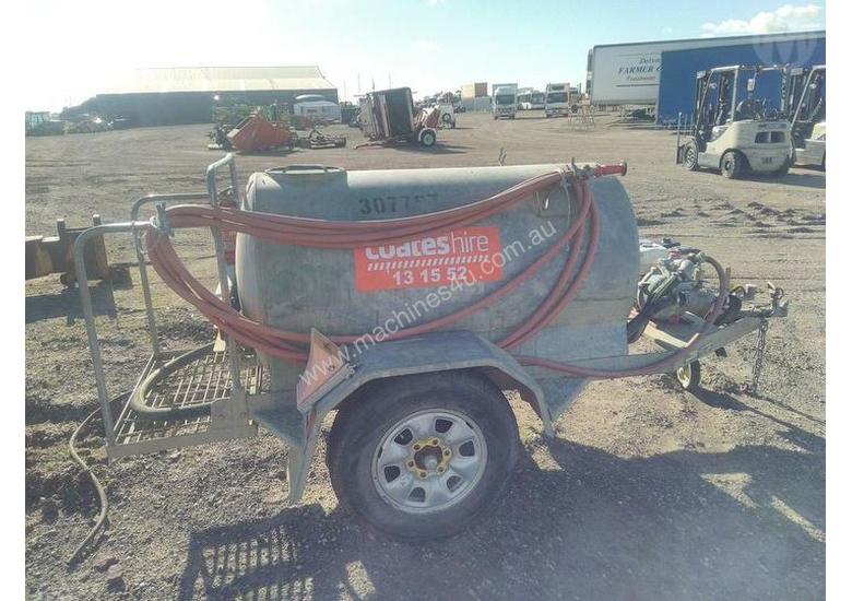 Buy Used J.furphy And Sons SILVER Water Tank Trailer in , - Listed on ...